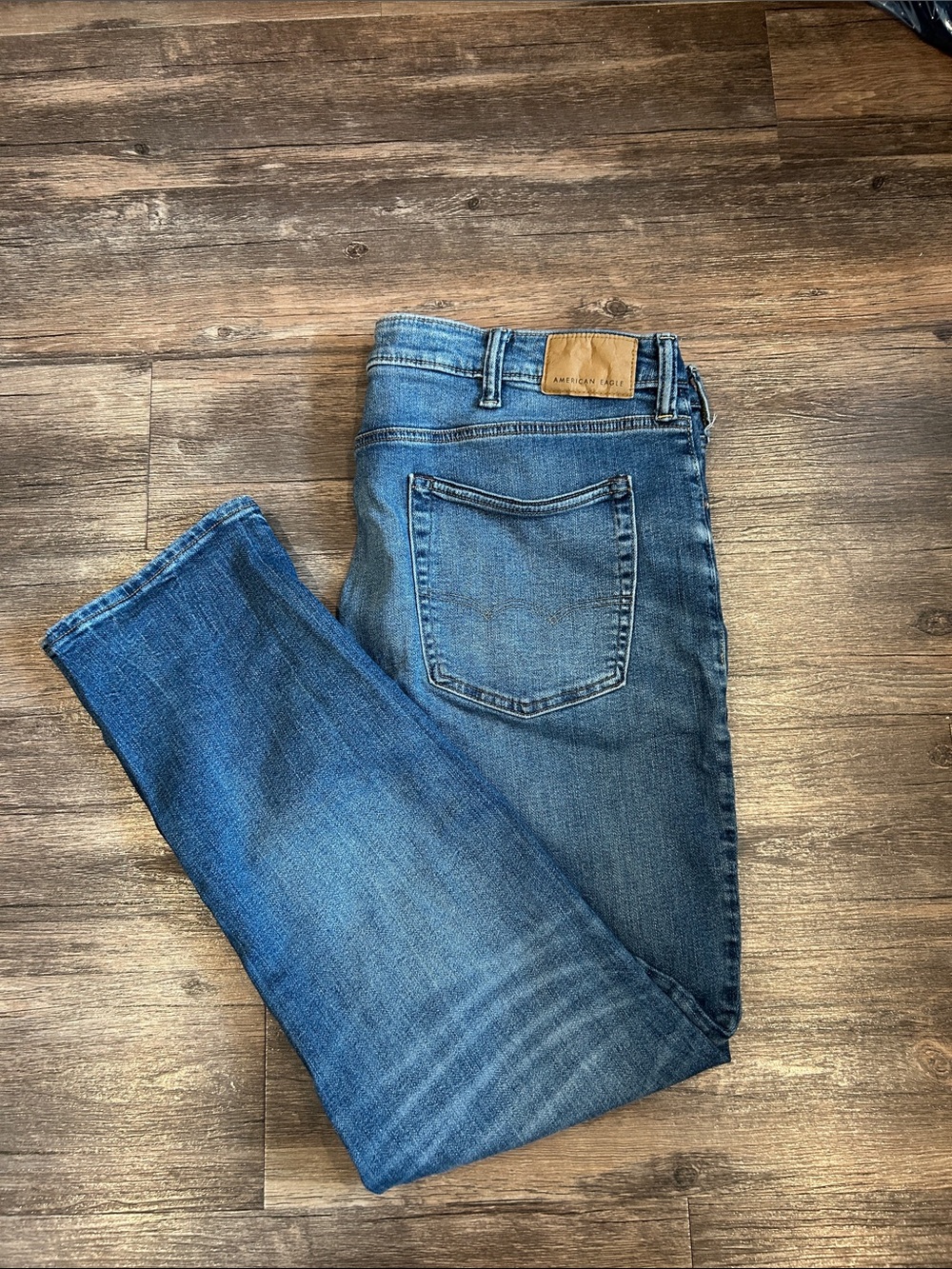American Eagle Outfitters Men’s Medium Blue Straight Jeans